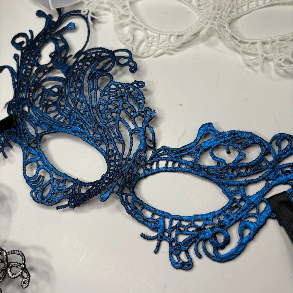 Elegant White Lace Mask 3 pieces